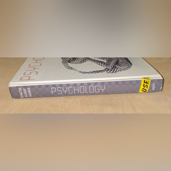 Psychology Textbook Second Edition by Schacter, Gilbert, and Wegner (used) - Picture 3 of 3